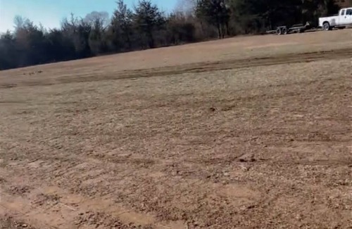 Morrilton RV Rental | 2024 Eclipse 6 Acres Parking Space