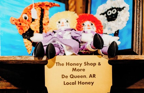 Gillham RV Rental | 2024 Total Solar Eclipse Dry RV Camping