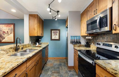 Keystone Apartment | 2054 The Pines Condo