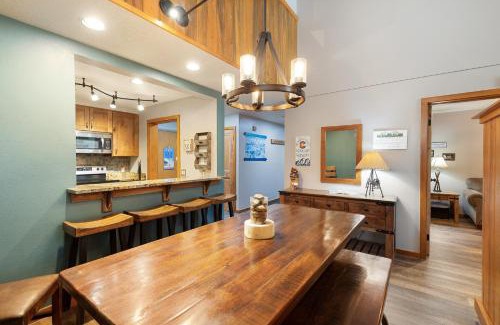 Keystone Apartment | 2054 The Pines Condo