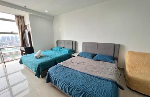 Subang Jaya Apartment | #21 Studio First Subang Mall SS15 Courtyard-2mins to SS15 LRT !2-5PAX!
