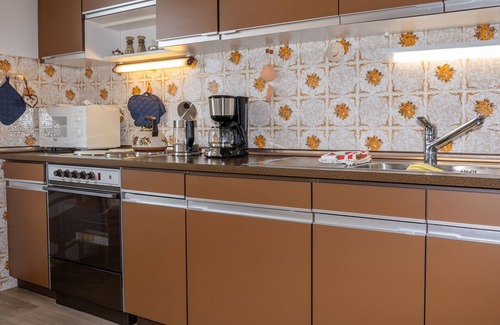 Innenhafen Apartment | 213 Fewo Jadeglück - 213 Apartment Jadeglück with balcony, sea view, elevator