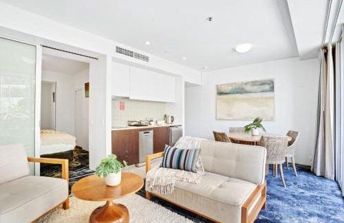 Cairns Central Business District Apartment | 219 Harbour Lights with Ocean Views