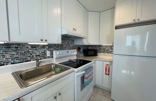 Bolongo Bay Condo | 22-12 Sea Cliff · Ocean Serenity! Directly on the Water @Sea Cliff!