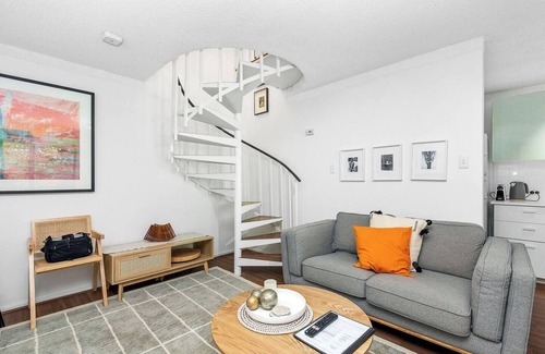 Highgate Apartment | 22 Heavenly Highgate NEW 2BR Parking HBF Park