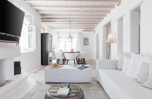 Agios Ioannis Resort | 220 m² Resort ∙ 3 bedrooms ∙ 7 guests