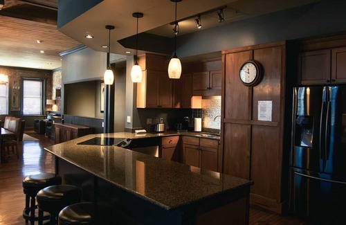 Downtown Knoxville Condo | 2200 sq. ft. 2-bedroom condo in the center of downtown Knoxville