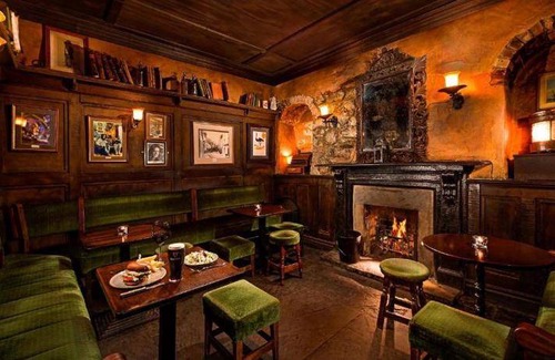 Ennis Hotel | 23 m² Hotel ∙ 127 guests