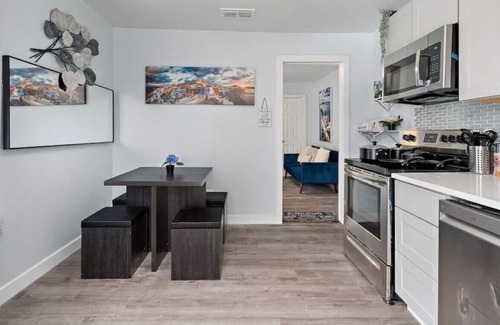 Cedar Crest Apartment | 2308 Britton UNIT 4 · Cute & comfy 10min to Downtown