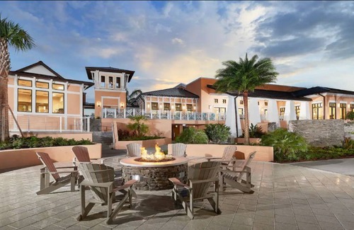 Solana House | 232 m² House ∙ 5 bedrooms ∙ 12 guests