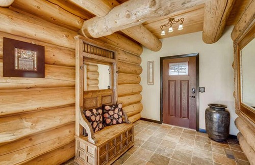 Wildernest House | 232 Shooting Star by Book by Owner