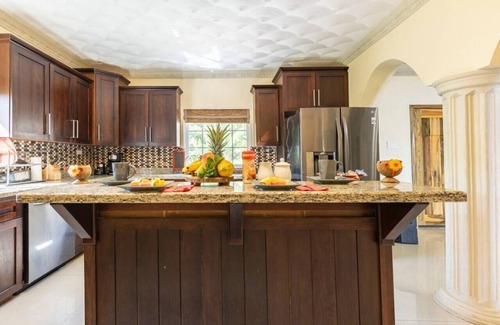 Whitehouse House | 233) 5BR Villa with Pool in Jamaica !