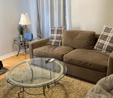 Laval Apartment | 24 de venise