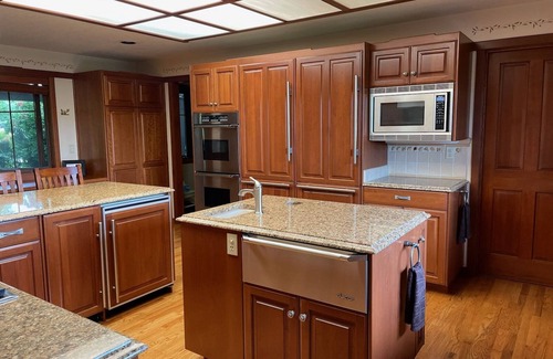 Crawfordsville House | 240 Acres of Unmatched Privacy & Panoramic Views