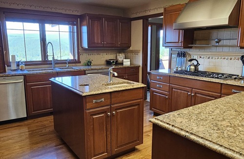 Crawfordsville House | 240 Acres of Unmatched Privacy & Panoramic Views