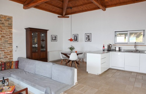 Xanthi Region Villa | 240 sqm, large pool, 300m to the beach, fantastic sea views, 2 kitchens, air conditioning