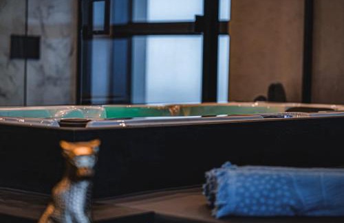 Paceville Apartment | 2401 at Mercury by AURA