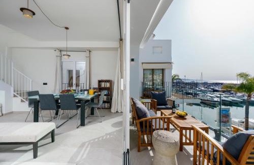 Puerto Banus Apartment | 243-Fully Renovated-Puerto Banus Marbella Front Line Penthouse