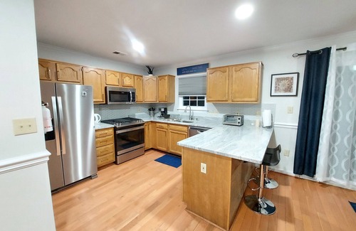 Stafford House | $249/Comfy 5br,3.5bth,& 3LVL TH