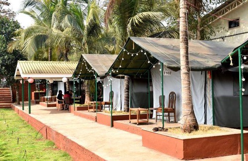 Dapoli Other | 249 m² Tent ∙ 2 guests