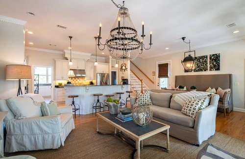 Gulf Trace House | 25% SALE Thru FALL~HIGH TIDE~Gulf View~Heated Pool~Beach Gear~Gulf Trace~Beach