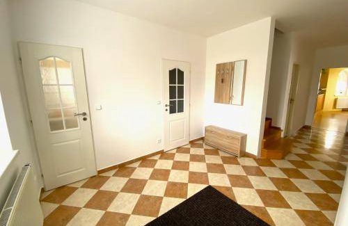 Hury House | 250 m² House ∙ 3 bedrooms ∙ 7 guests