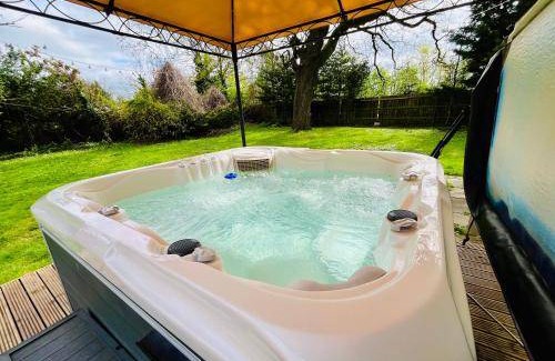 Fifield House | 2500 m² House ∙ 7 bedrooms ∙ 15 guests