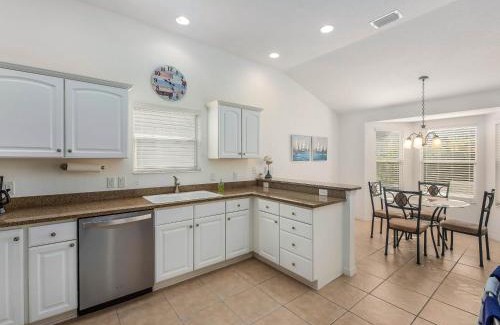 Hadley House | 2537 Z3b VILLAGE OF HADLEY by REMAX Premier
