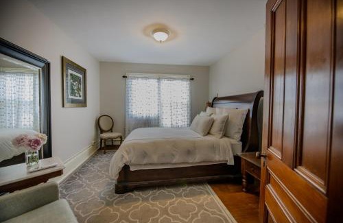South End House | 254 South Union Street Guest House
