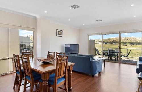 Normanville House | 26 45 St Andrews Boulevard