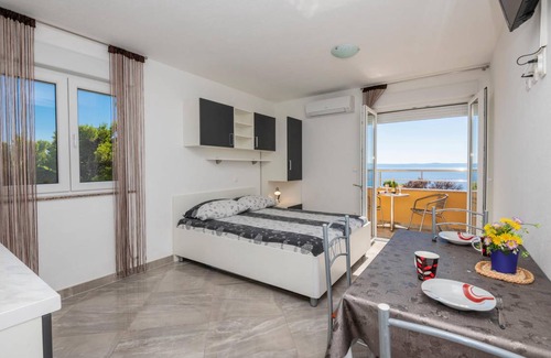 Bratus Apartment | 26 m² Apartment ∙ 2 guests