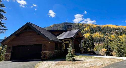 Purgatory House | 262 Sultan Drive