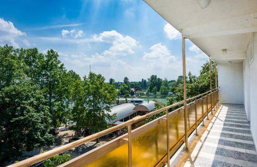 Siofok Aranypart Hotel | 27 m² Hotel ∙ 4 guests