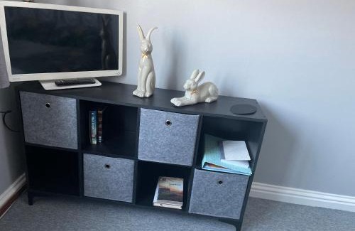 Stockton on the Forest House | 27 The Limes Room 1