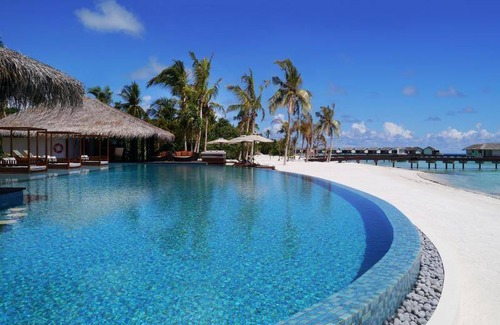 Falhumaafushi Resort | 282 m² Resort ∙ 2 bedrooms ∙ 127 guests