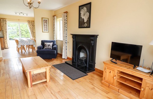 Doonbeg House | 29 CHURCH FIELD, family friendly in Doonbeg, County Clare