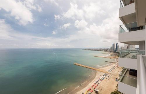 Bocagrande Apartment | 29th floor Beachfront apartment in BocaGrande!