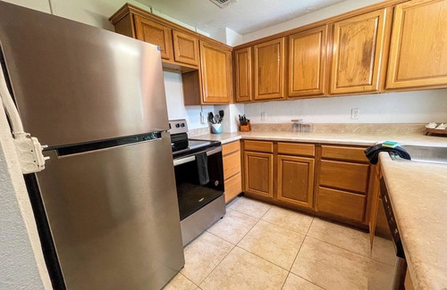 Daytona Beach House | 2B/2B less than 10 minutes from the beach - Newly Remodeled Home