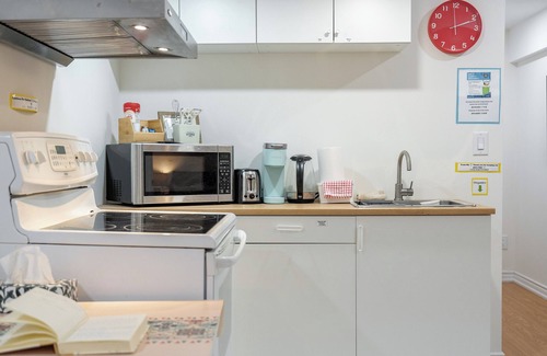 Richmond Hill House | 2B Basement | 20% OFF | 0 Cleaning Fee | Mins to Lake | Free Parking