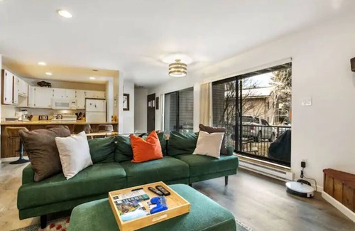 Avon Condo | 2BD/2BA w/Hot Tub + Sauna + Free Vail Beaver Creek Shuttle
