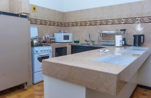 Macrodistrito Sur Apartment | 2BD Calacoto Green Apt: Fast WI-FI, Parking