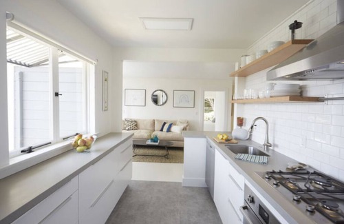 Summerland House | 2Bd Ocean View Apartment - Surf