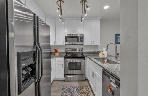 North Park City House | 2BDR Condo Stunning Location in Town