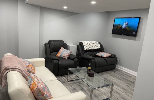 Brampton Apartment | 2Bdrm Basement Apartment Available In A Nice Neighborhood