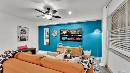 Clarksville Apartment | 2Bed Apartment in Downtown Austin - Close to UT, ACL, 6th, Lake & More