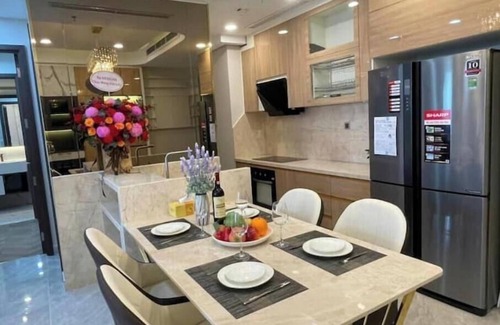 Tan Thuan Dong Apartment | 2BED-ROOM Apartment in Midtown