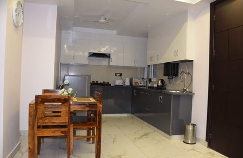 Tapovan Apartment | 2BHK Luxury Escape in Rishikeshnn