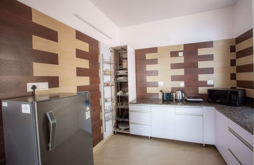 Lansdowne Villa | 2BHK Villa with Living room, Private Kitchen, Garden, Parking, Terrace, WIFI.