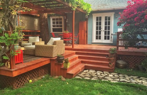 West Hollywood House | 2BR 1Bath WeHo craftsman BACKYARD PARADISE - dog heaven