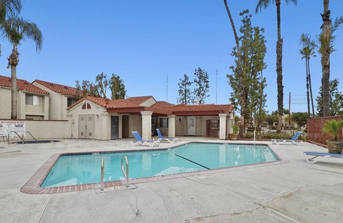 Colton Apartment | 2BR/2BA Queen Suite APT w/ Pool
